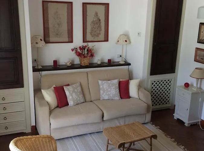 Agriturismo Croara Vecchia *